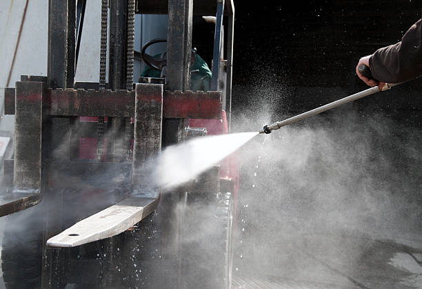 Best Sidewalk Pressure Washing  in Centennial, CO